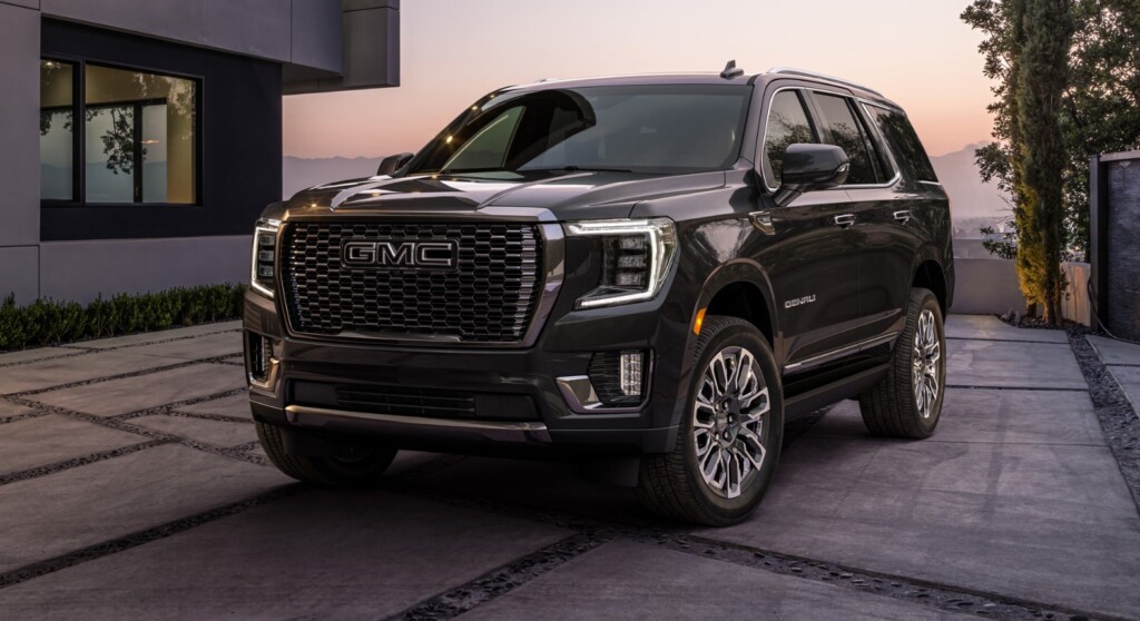 2025 Yukon Denali Exterior