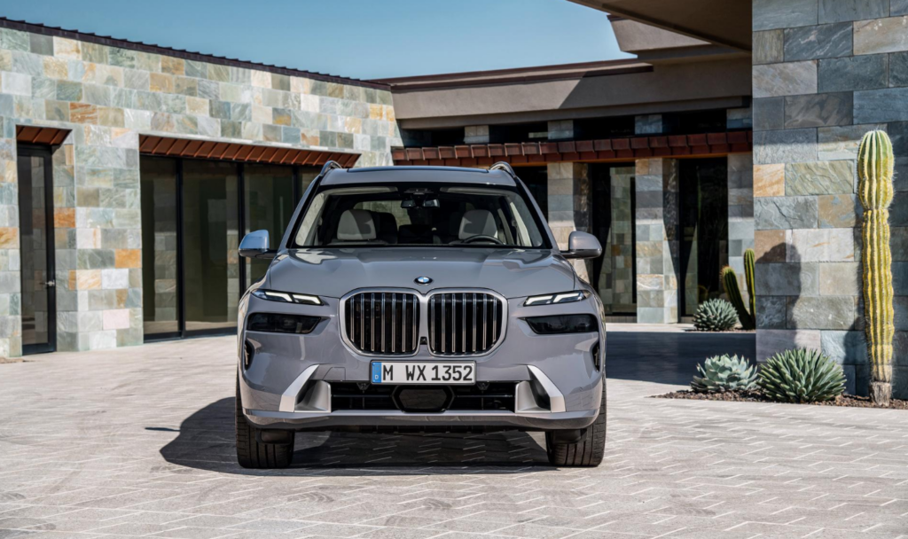 2025 BMW X7 Exterior