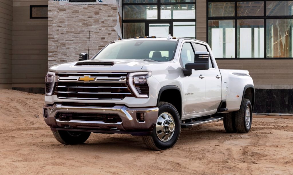 2025 Chevrolet Silverado 3500 Exterior