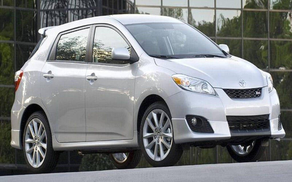 09 MATRIX Keeping Up With The Joneses Toyota Takes Another Crack At Cool With The New Matrix